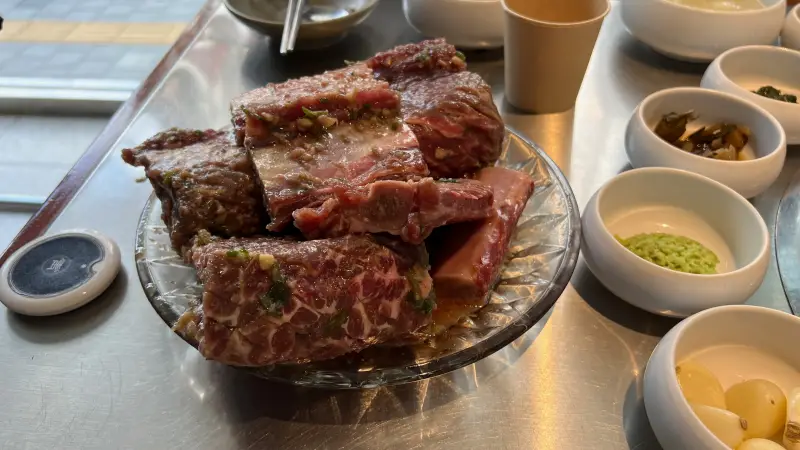 myeongdong-cheongiwatown-marinated-galbi