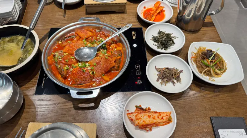 송도청라어보-고등어조림-상차림