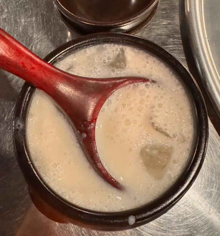 Chilled-Oriental-Melon-Makgeolli